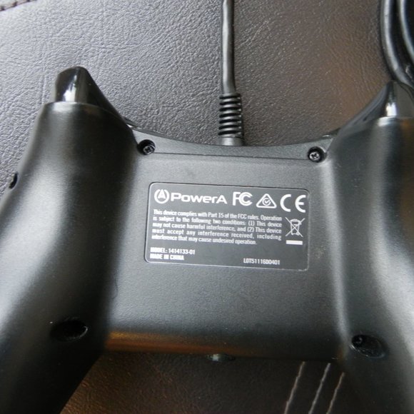 PowerA Wired Controller Xbox 360 Windows Black 8' Cable 1414133 - Picture 3 of 3